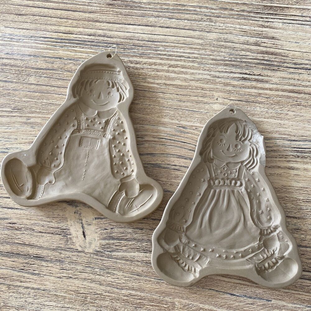Raggedy Ann Raggedy Andy Brown Bag Ceramic Cookie Art Mold 80s Set of 2 Vintage